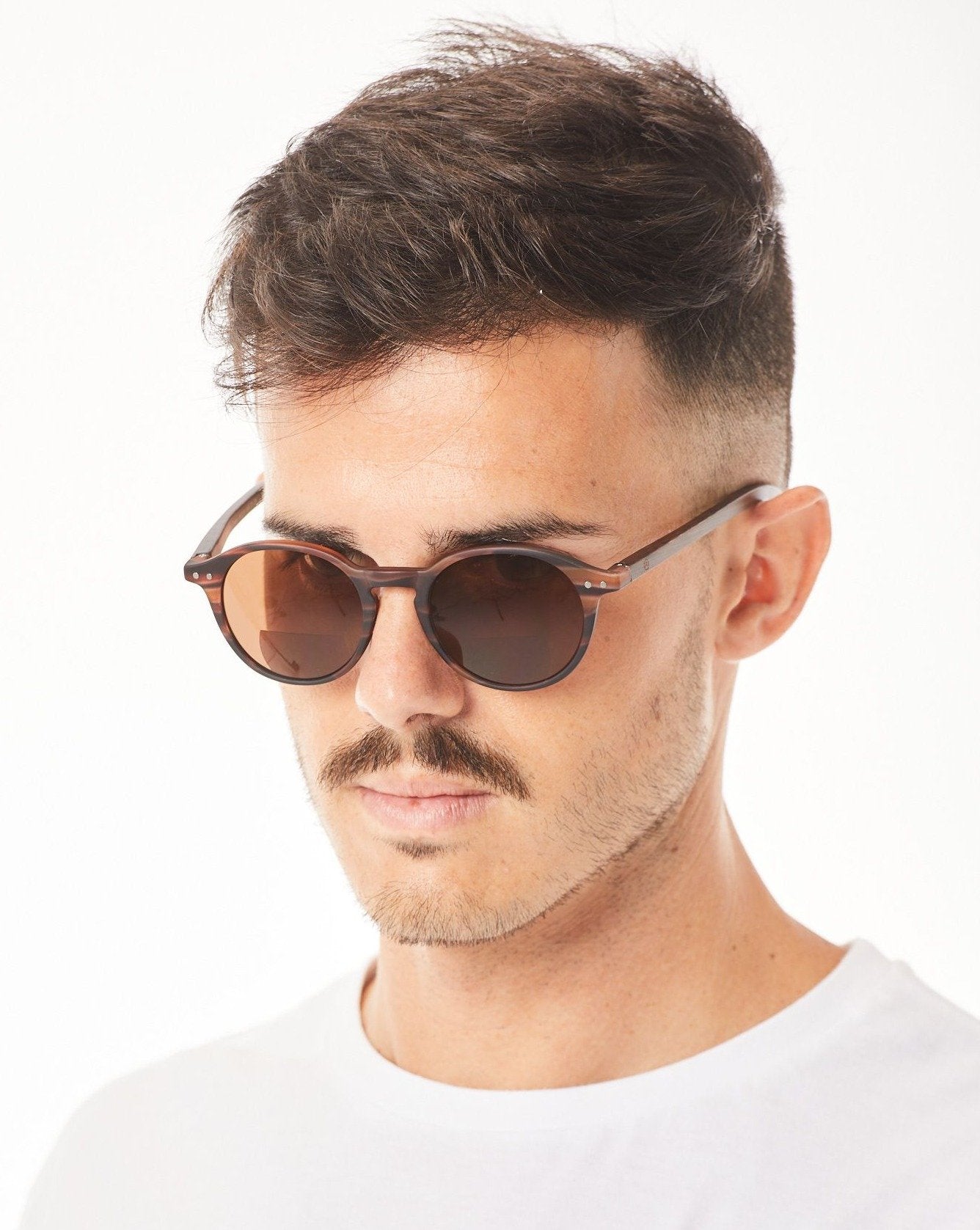 Aptica Panda Sun Gwen Sunglasses Unisex Polarised Sun Lens Male Model