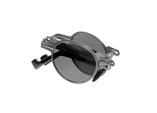 Centerfold Round - Gun Metal