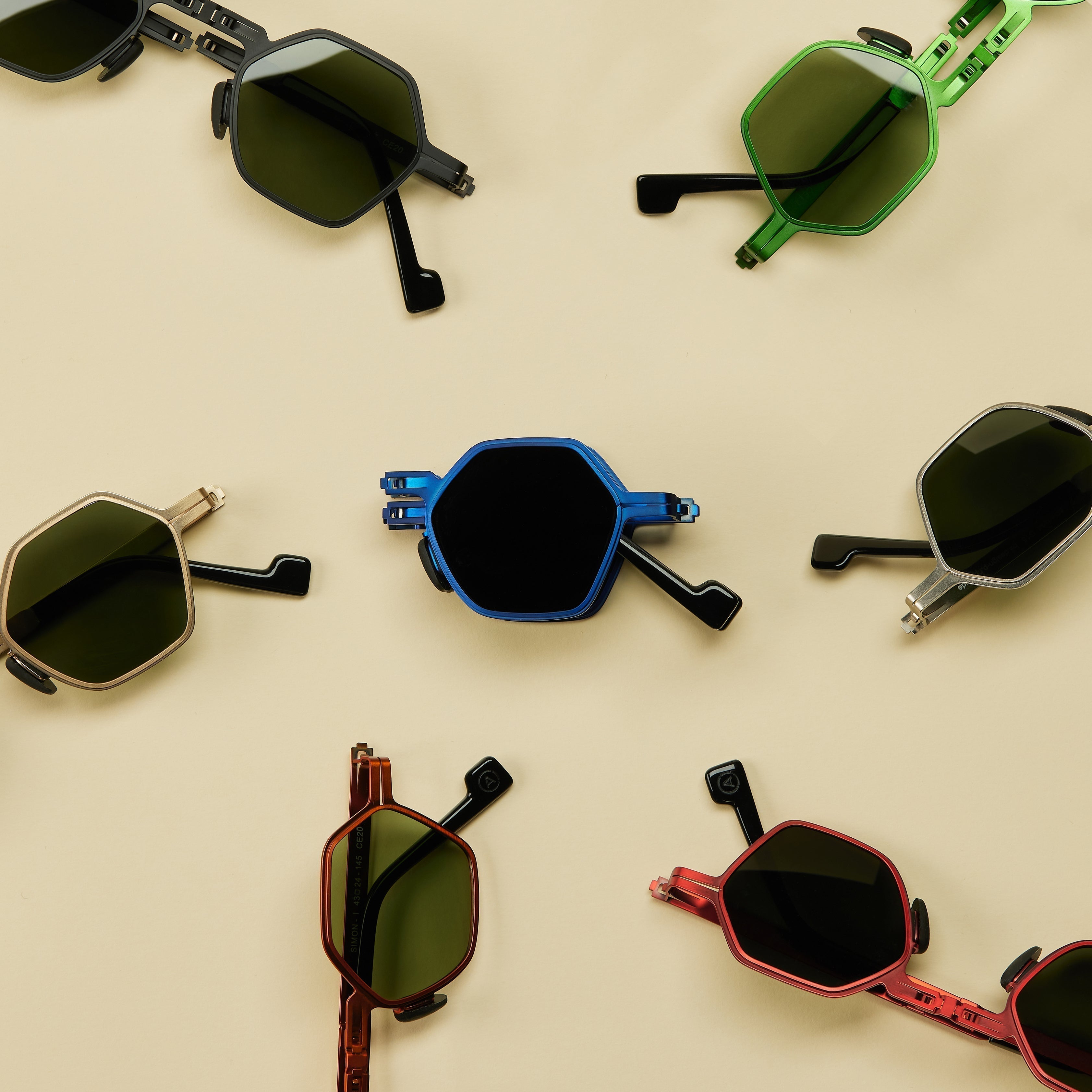 The Smart Luxury of Foldable Glasses