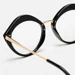 Lips Sin - Black - APTICA