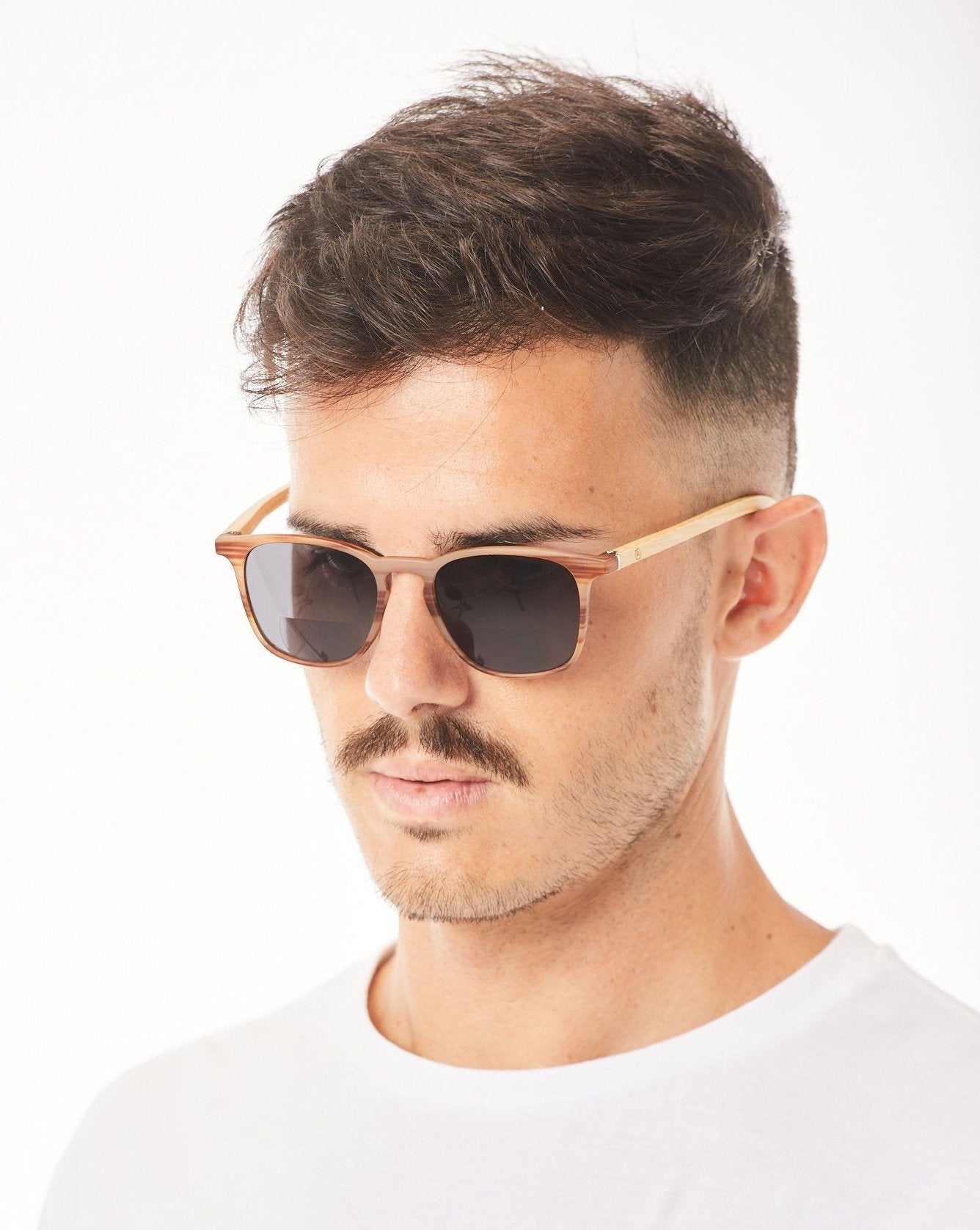 Aptica Panda Sun Mojo Sunglasses Unisex Polarised Sun Lens Male Model