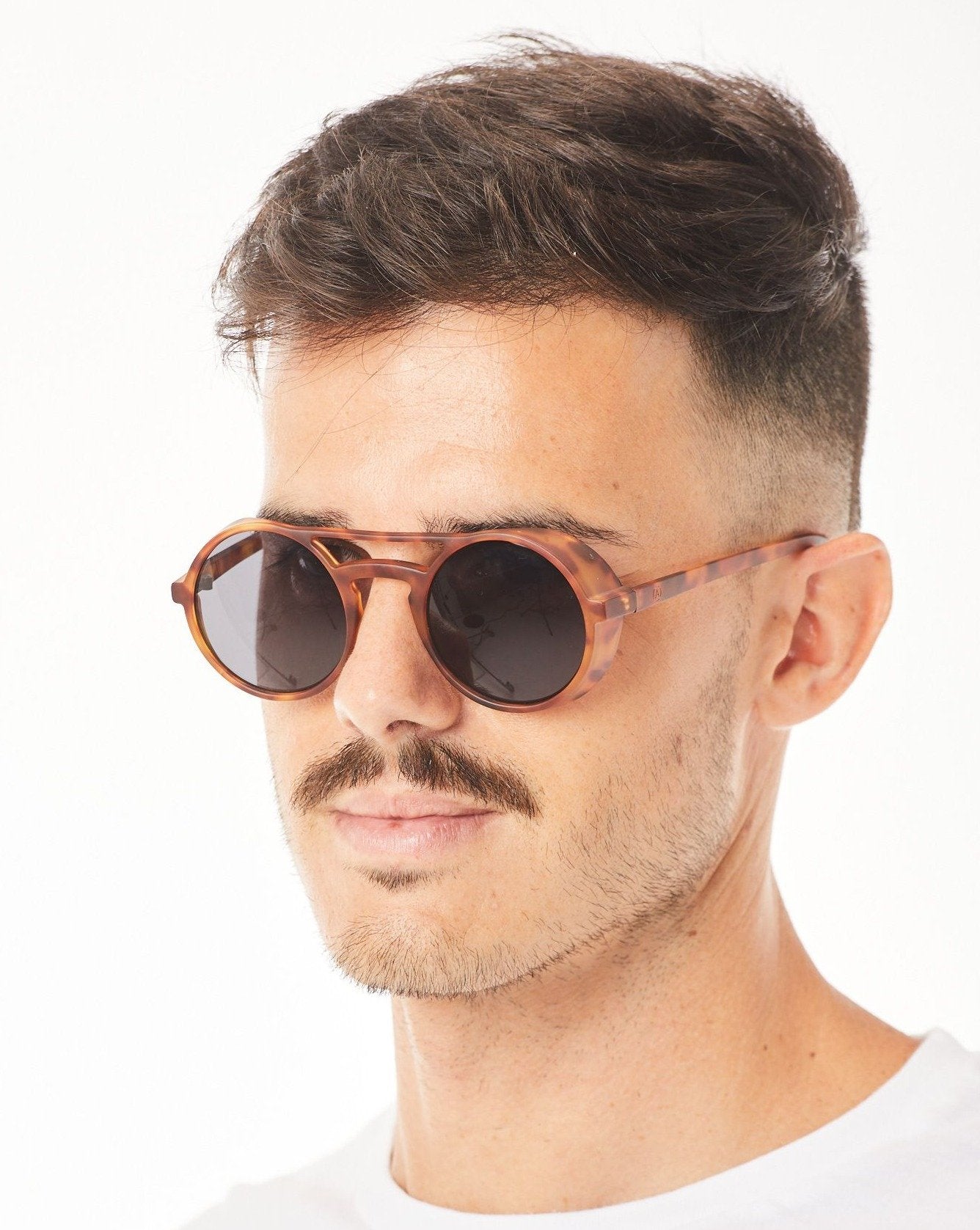 Aptica Polar Panto Major Sunglasses Unisex Polarised Sun Lens Male Model