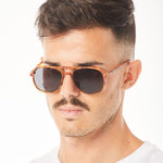 Aptica Polar Pilot Dorado Sunglasses Unisex Polarised Sun Lens Male Model