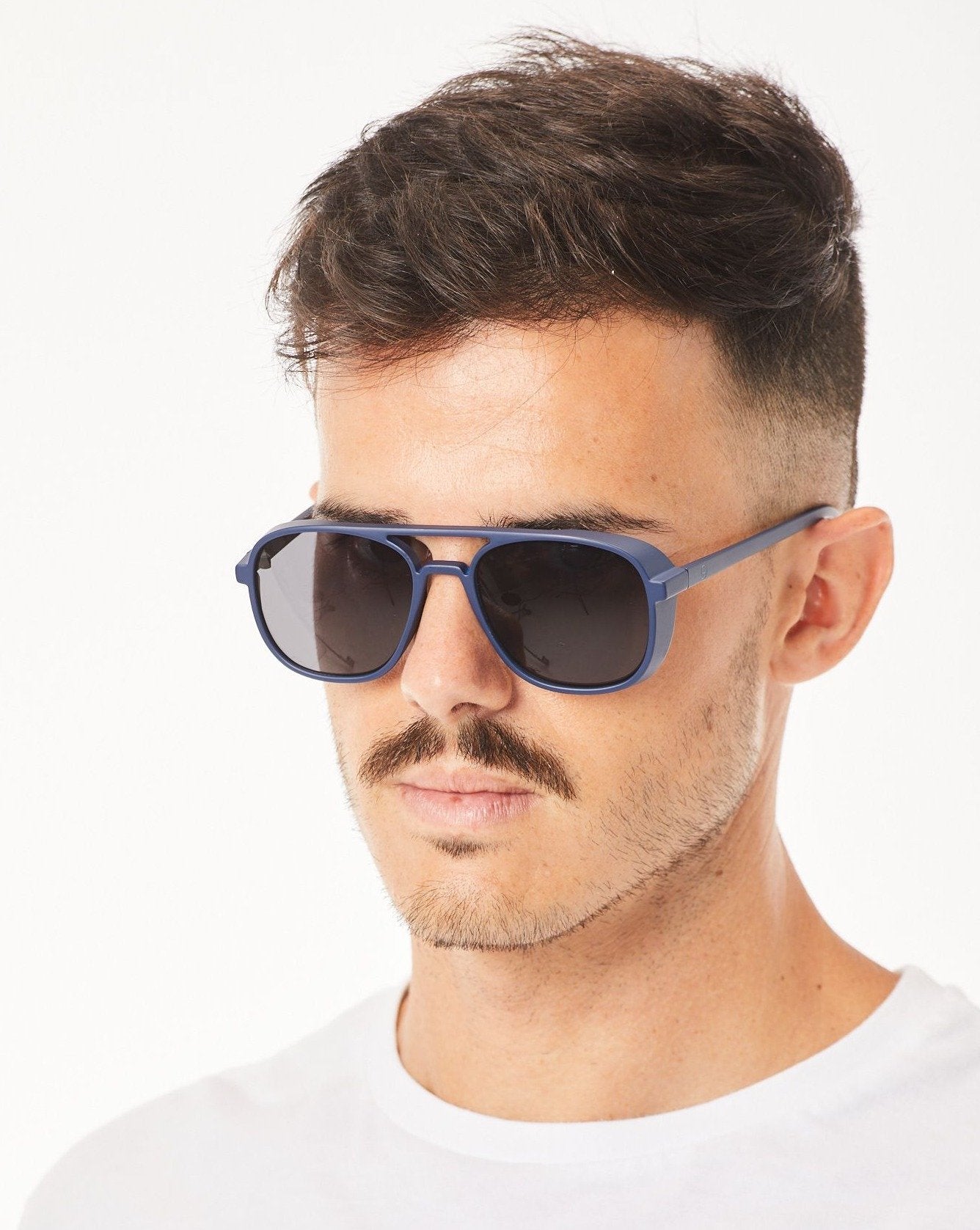 Aptica Polar Pilot Fornax Sunglasses Unisex Polarised Sun Lens Male Model